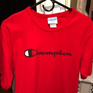 Champions men’s large Tshirt